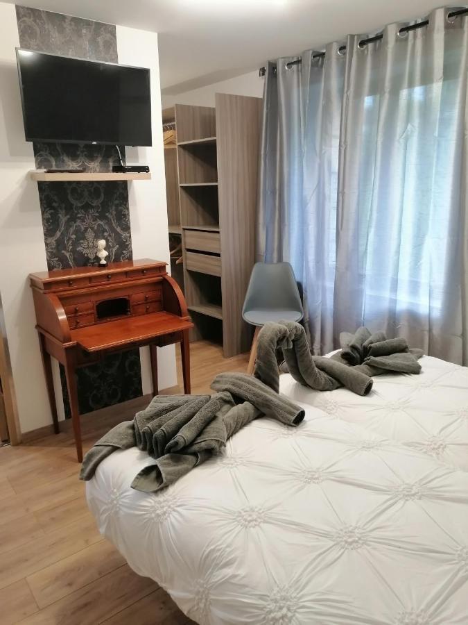 Chambres D'Hote Le Breuil ซาร์ลา-ลา-กาเนดา ภายนอก รูปภาพ